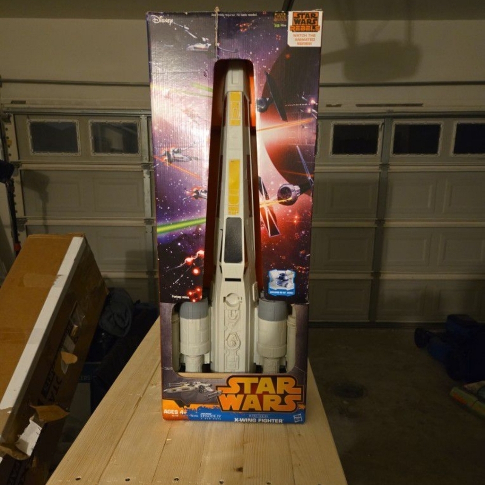 Star Wars Hero Series X-WING FIGHTER